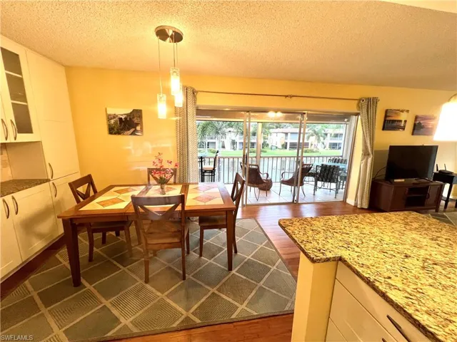 1155  Sandpiper  ST, Naples, FL 34102