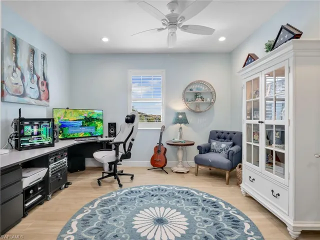 2543 Seychelles Dr 605, Naples, Florida 34112
