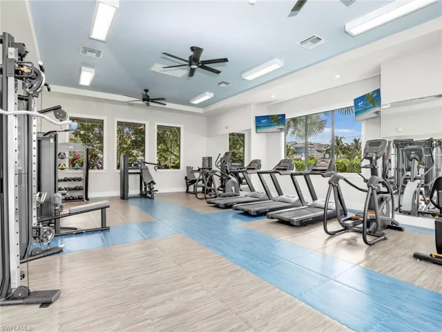 2543 Seychelles Dr 605, Naples, Florida 34112