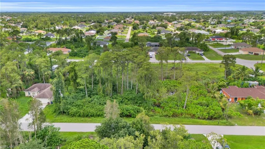 5435/5437 Benton St, Lehigh Acres Fl 33971