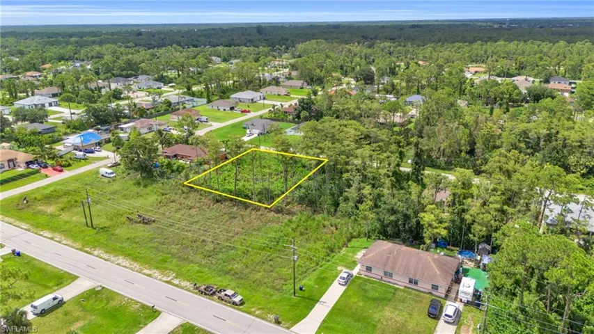 5435/5437 Benton St, Lehigh Acres Fl 33971