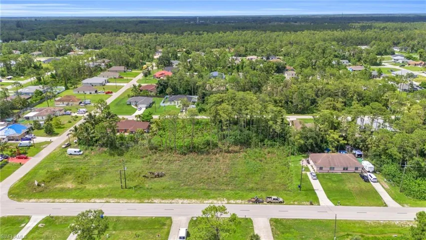 5435/5437 Benton St, Lehigh Acres Fl 33971