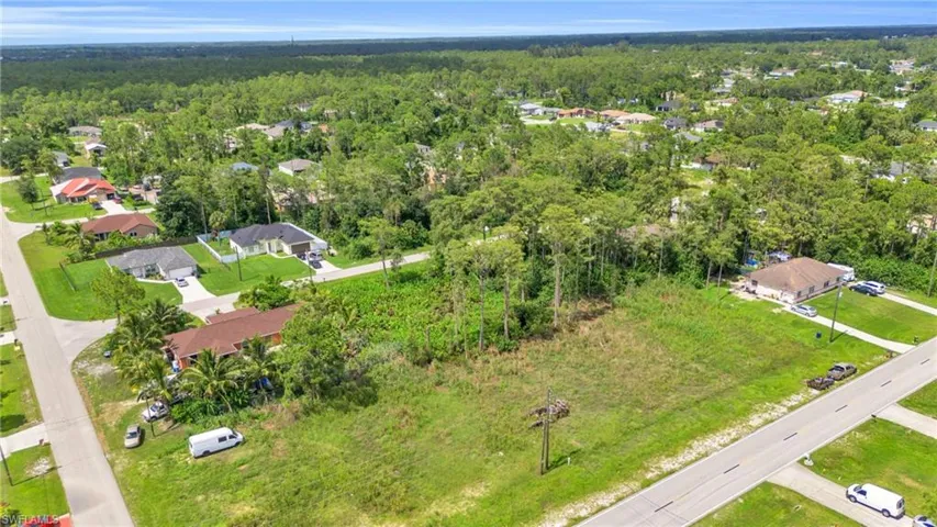 5435/5437 Benton St, Lehigh Acres Fl 33971
