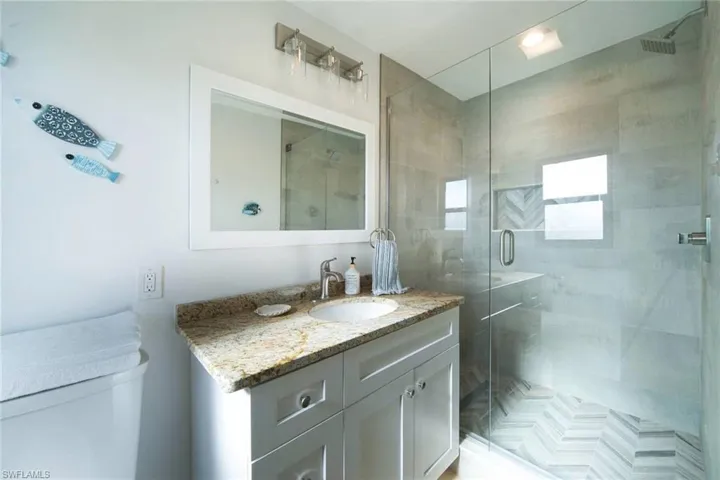 En-suite bath for "second" master