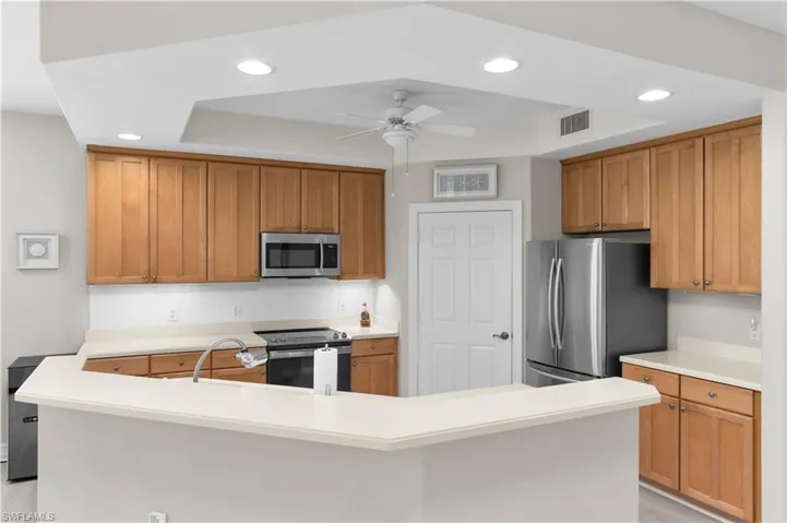 1273 Rialto Way 102, Naples, Florida 34114
