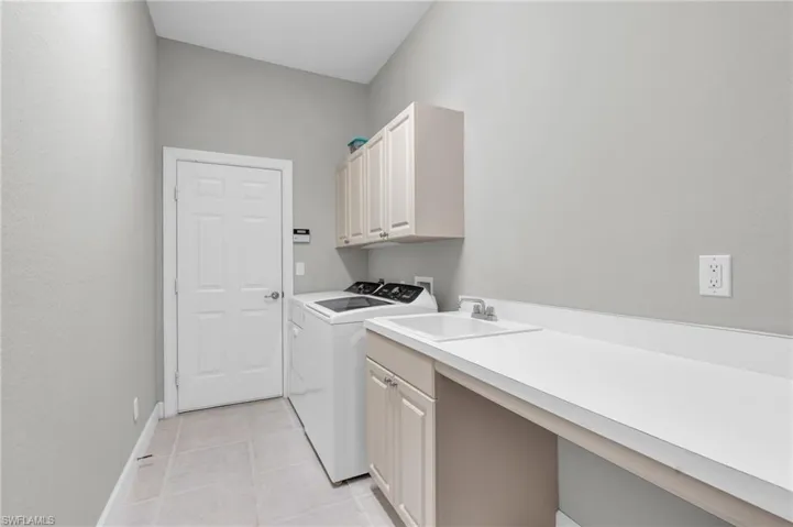 8789 Hideaway Harbor Ct, Naples Fl 34120