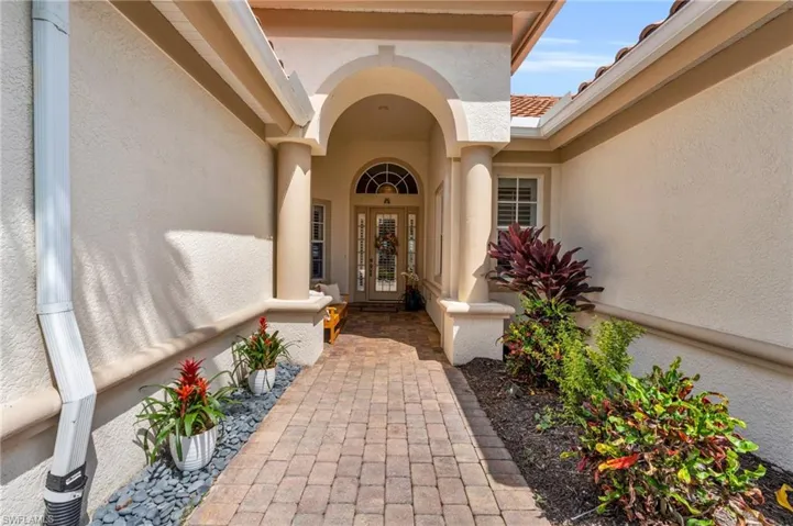 8789 Hideaway Harbor Ct, Naples Fl 34120