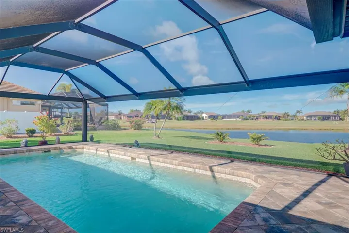 LANAI/POOL