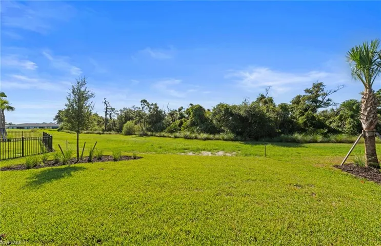 17338 Willow Tree Ln, North Fort Myers, Florida 33917