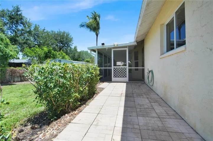 17500  Duquesne  RD, Fort Myers, FL 33967