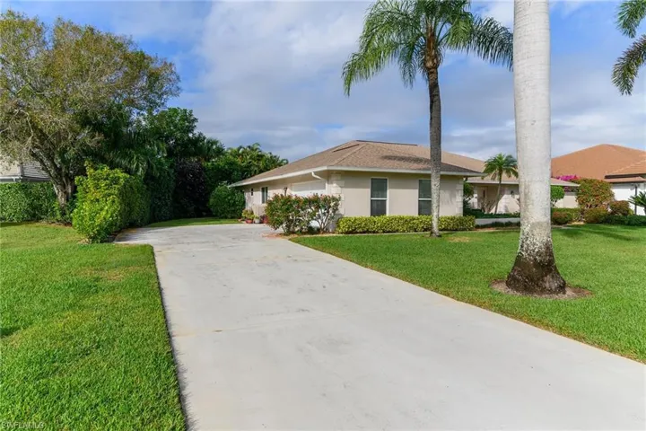 1916 Countess Ct, Naples, Florida 34110