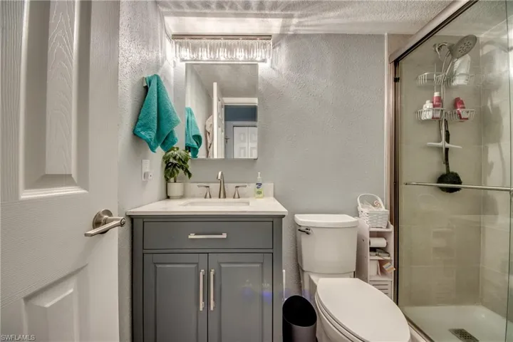 7050 Nantucket Cir 1, North Fort Myers, Florida 33917