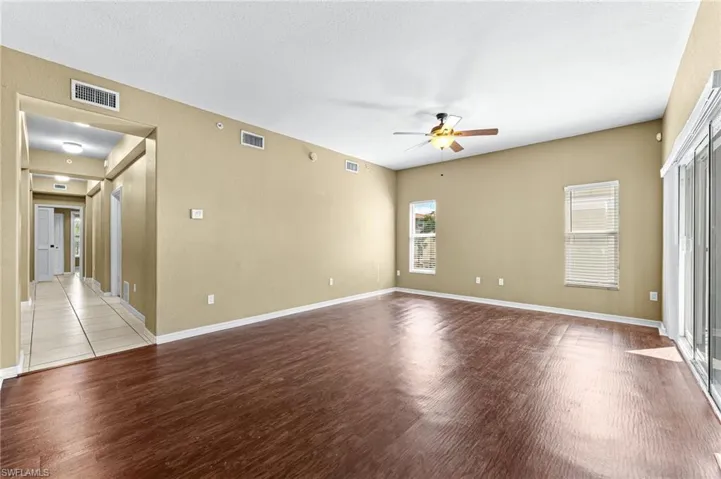 10050 Lake Cove Dr # 202, Fort Myers, Florida 33908