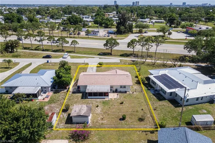 241  Donna  LN, North Fort Myers, FL 33917