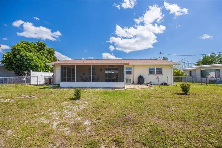 241  Donna  LN, North Fort Myers, FL 33917