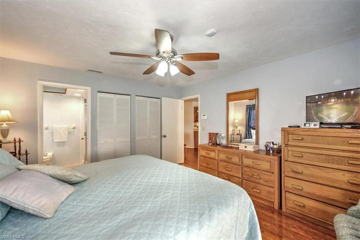 19930  Lake Vista  CIR, LEHIGH ACRES, FL 33936