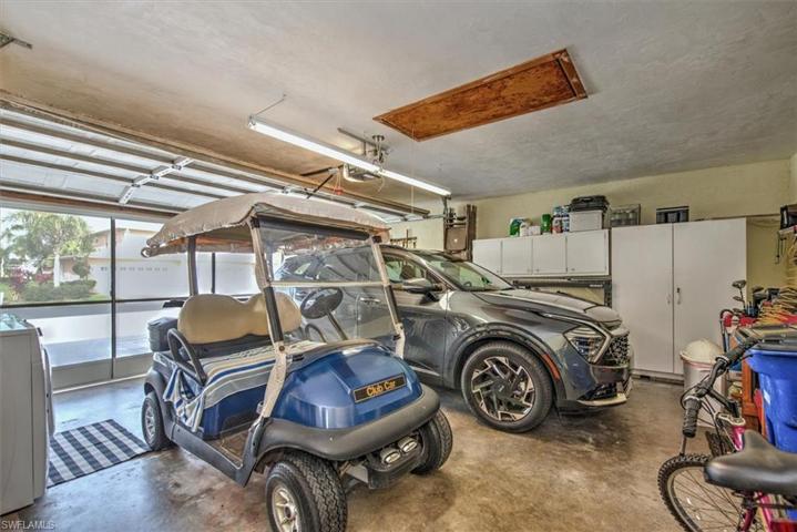 19930  Lake Vista  CIR, LEHIGH ACRES, FL 33936