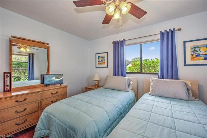 19930  Lake Vista  CIR, LEHIGH ACRES, FL 33936