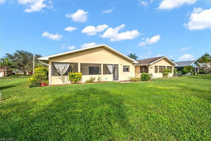 19930  Lake Vista  CIR, LEHIGH ACRES, FL 33936