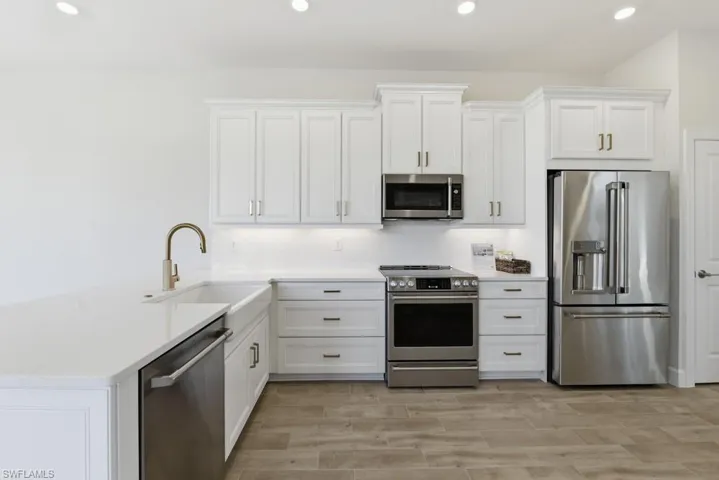 1623 Seahaven Unit 301 ~ Ready Now