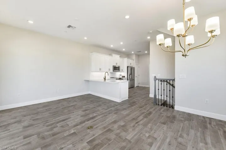 1623 Seahaven Unit 301 ~ Ready Now