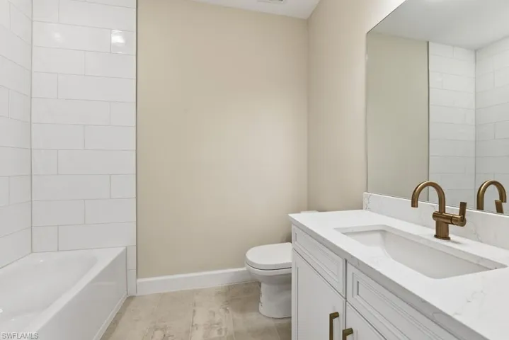 1623 Seahaven Unit 301 ~ Ready Now