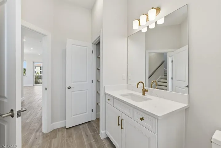 1623 Seahaven Unit 301 ~ Ready Now