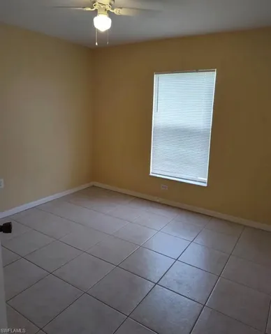1109 NE 2nd  PL, Cape Coral, FL 33909