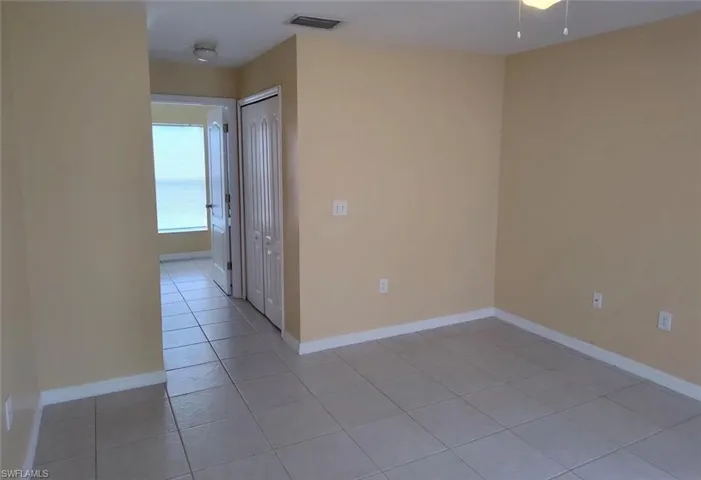1109 NE 2nd  PL, Cape Coral, FL 33909