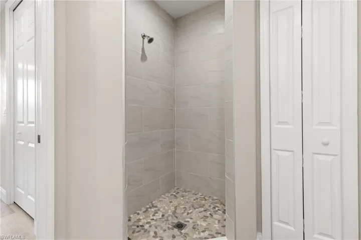 1211 Egrets Lndg # 101, Naples Fl 34108
