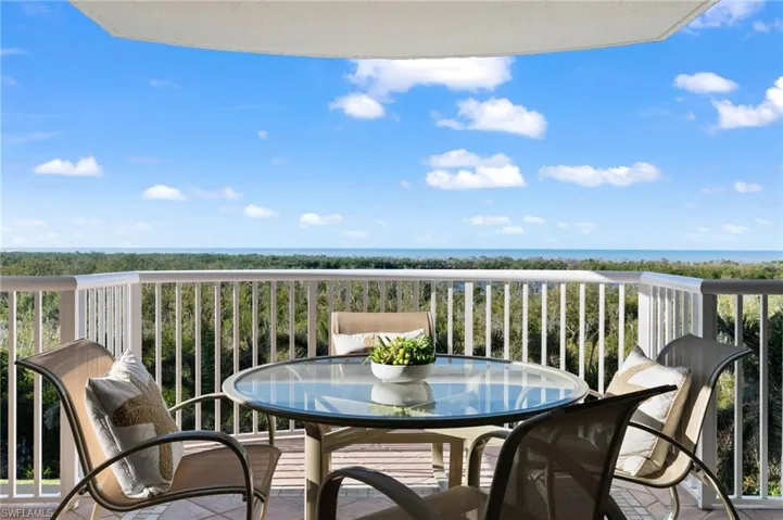 6849  GRENADIER  BLVD, Naples, FL 34108