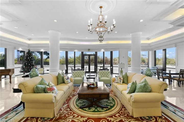 6849  GRENADIER  BLVD, Naples, FL 34108