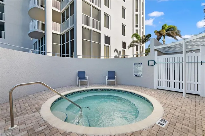 6849  GRENADIER  BLVD, Naples, FL 34108