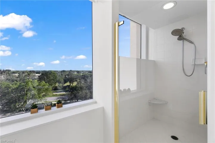 6849  GRENADIER  BLVD, Naples, FL 34108