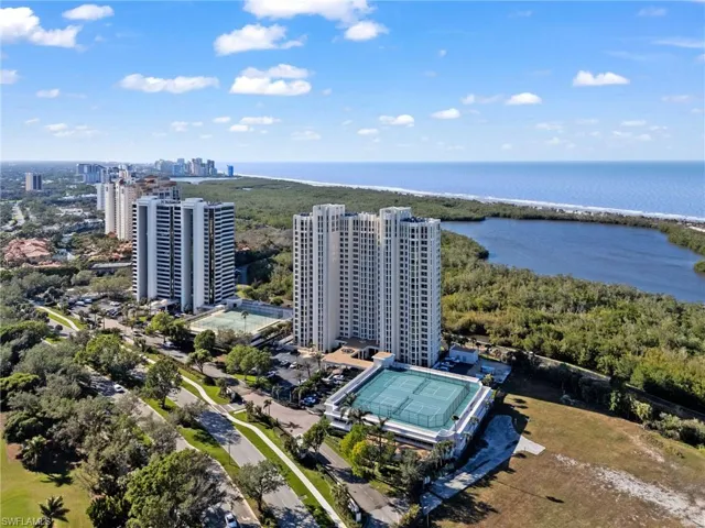 6849  GRENADIER  BLVD, Naples, FL 34108
