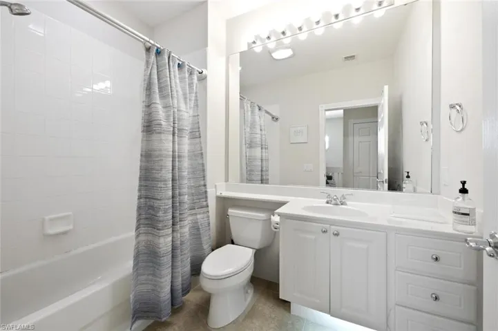 8069 Chianti Ln, Naples, Florida 34114