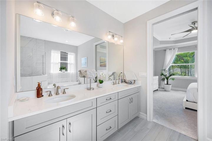 370 Deauville LOOP, NAPLES FL 34114