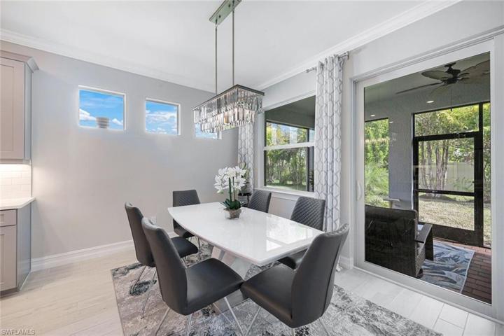 370 Deauville LOOP, NAPLES FL 34114