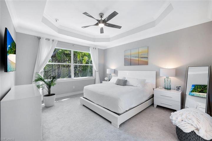 370 Deauville LOOP, NAPLES FL 34114