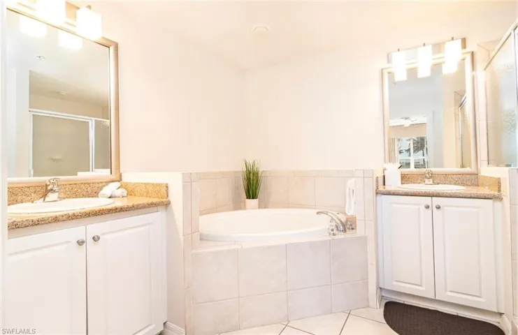 7955  Mahogany Run  LN, Naples, FL 34113