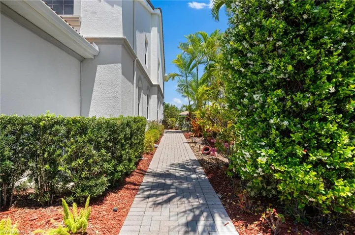 6894  Sterling Greens  CT, Naples, FL 34104