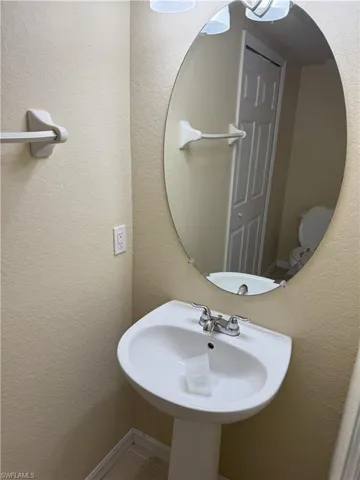 Bathroom with sink