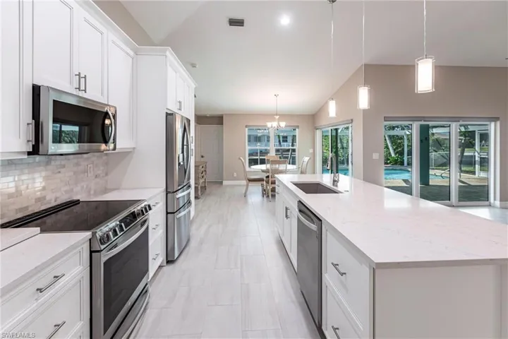 618 SW 35th  ST, Cape Coral, FL 33914