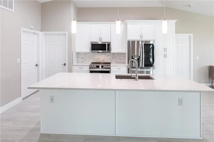 618 SW 35th  ST, Cape Coral, FL 33914