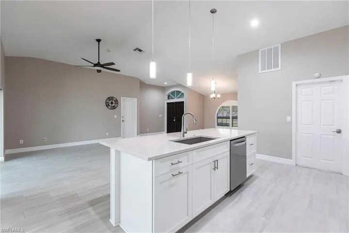 618 SW 35th  ST, Cape Coral, FL 33914