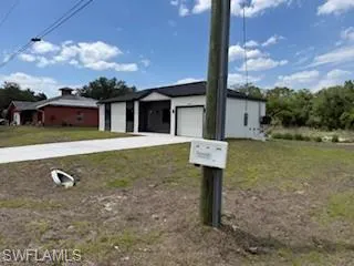 1907 15th St, Lehigh Acres, Florida 33972