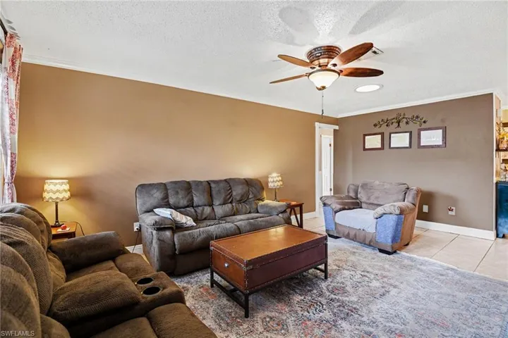 2136 Flora Ave, Fort Myers, Florida 33907