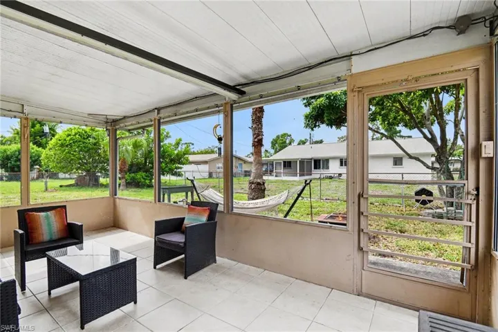 2136 Flora Ave, Fort Myers, Florida 33907