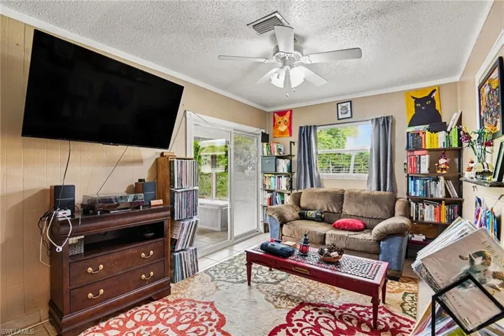 2136 Flora Ave, Fort Myers, Florida 33907