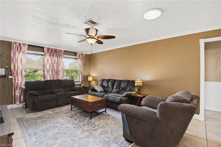 2136 Flora Ave, Fort Myers, Florida 33907